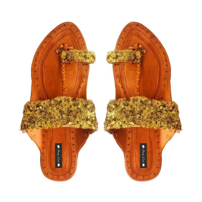 Golden Cutdana Embellished Kolhapuri Chappal - Purely Lush